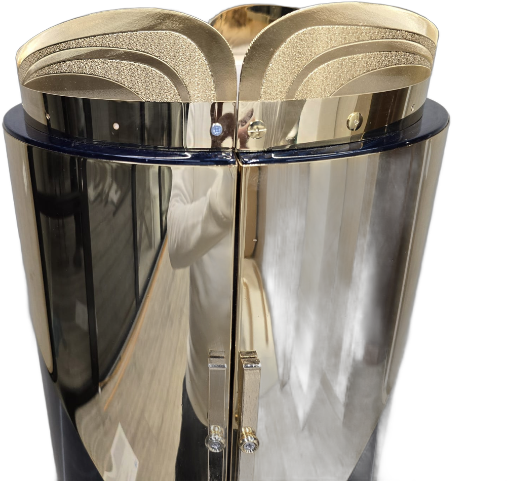 Gold-tone flame carbon Torah case — Leaf crown